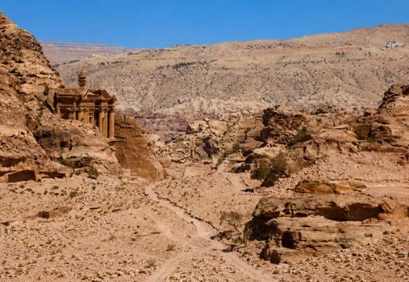 De Ad-Deir a Kharubat Al-Fajjah